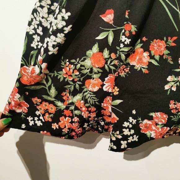 BAND of gypsies small floral bustier romper - Picture 3 of 10